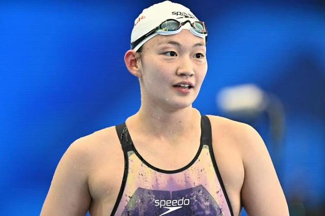 印尼亚运会优胜者欢庆菲律宾400米混合泳女将摘金的简单介绍