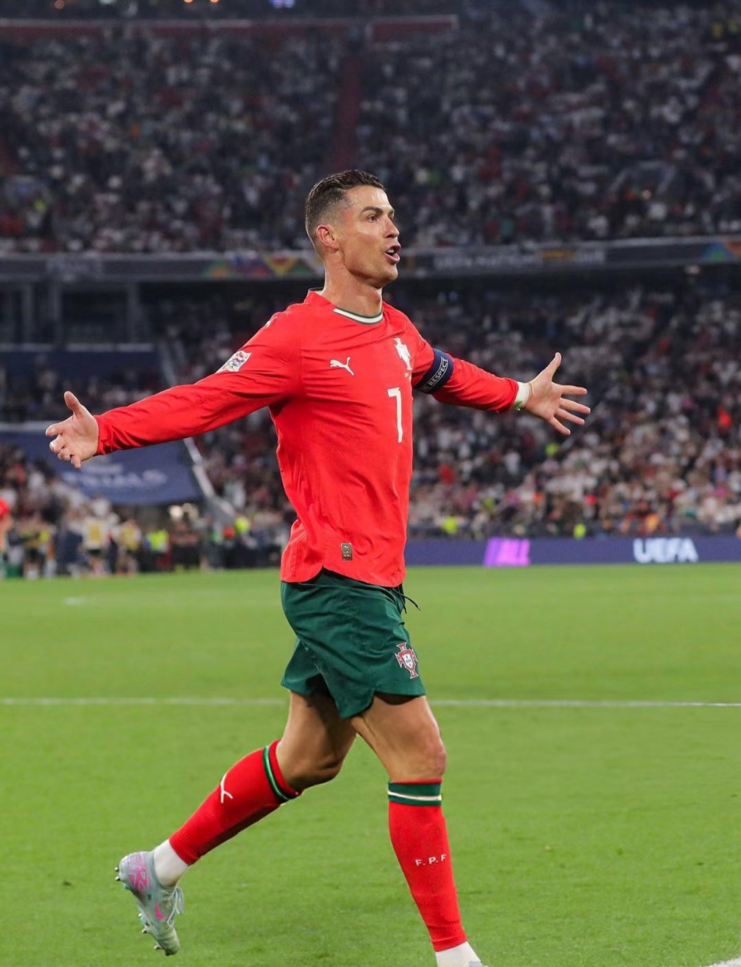 欧洲国家队士气高涨，成功淘汰对手