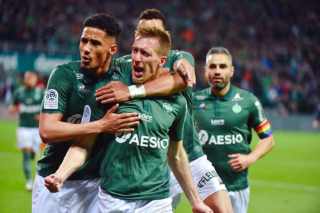 亚眠主场不敌对手，积分榜下滑