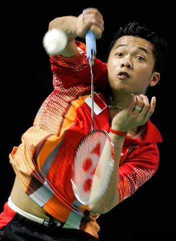 包含马来西亚羽毛球队绝杀丹麦羽毛球队，陶菲克惊艳世界的词条